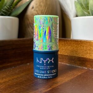NYX Avatar Biolume Stick - Seagrass